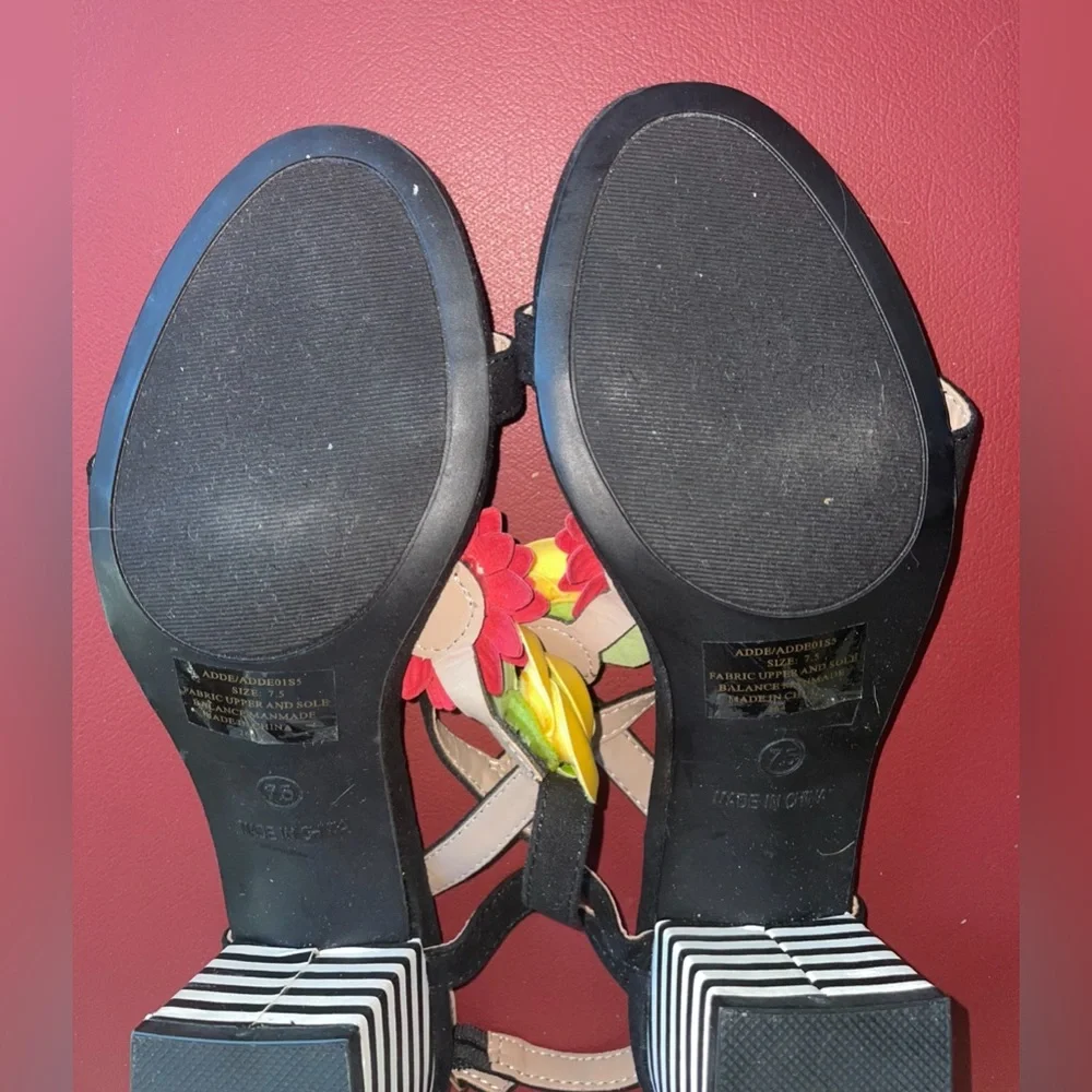 Betsey Johnson Black Sandals with Colorful Floral Accents - Picture 8 of 12